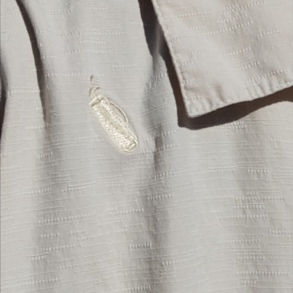 Aureus Silk golf embroidered, short sleeve button down shirt. XXL - Picture 5 of 8